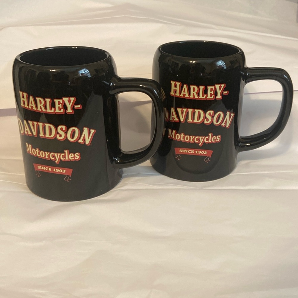 2 Harley Davidson coffee cups
